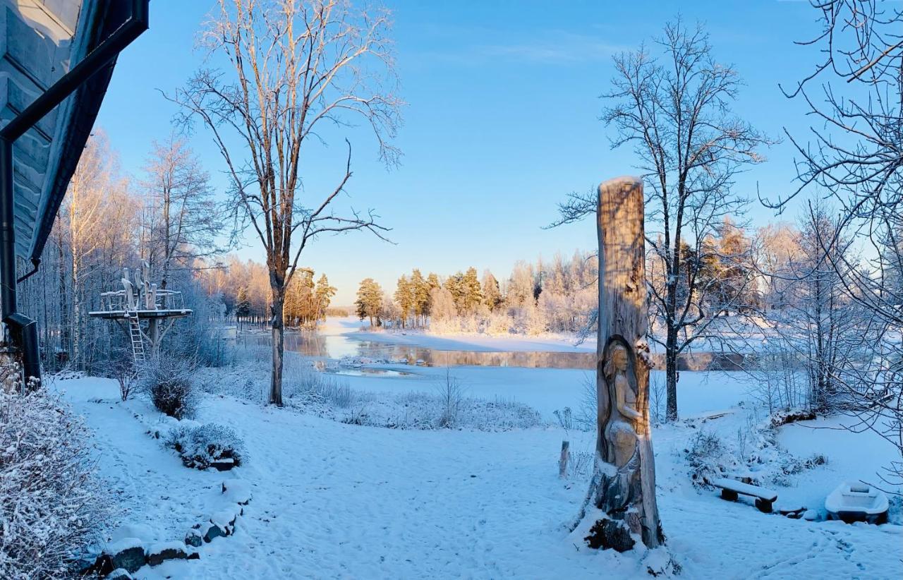 Romantic Spa Villa With Fireplace By The Lake Stjarnsund Buitenkant foto