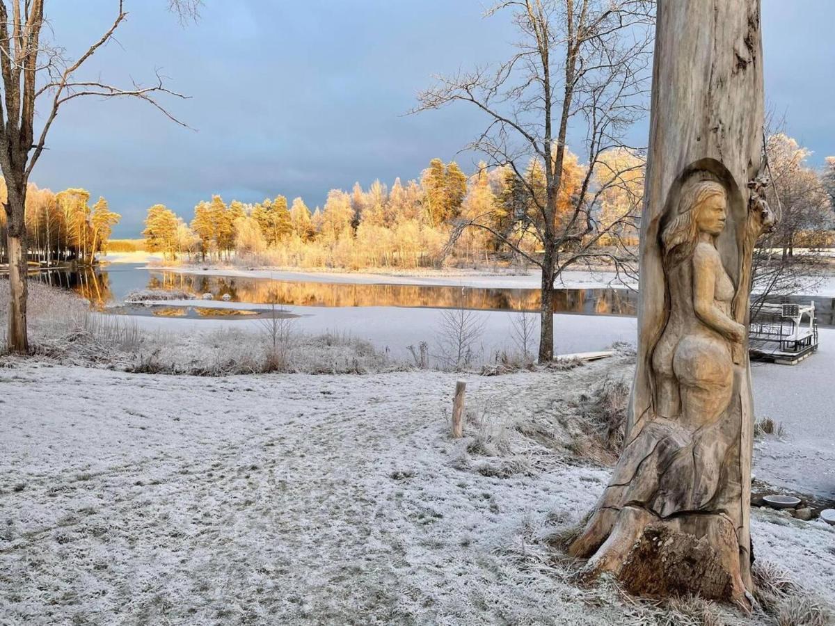 Romantic Spa Villa With Fireplace By The Lake Stjarnsund Buitenkant foto