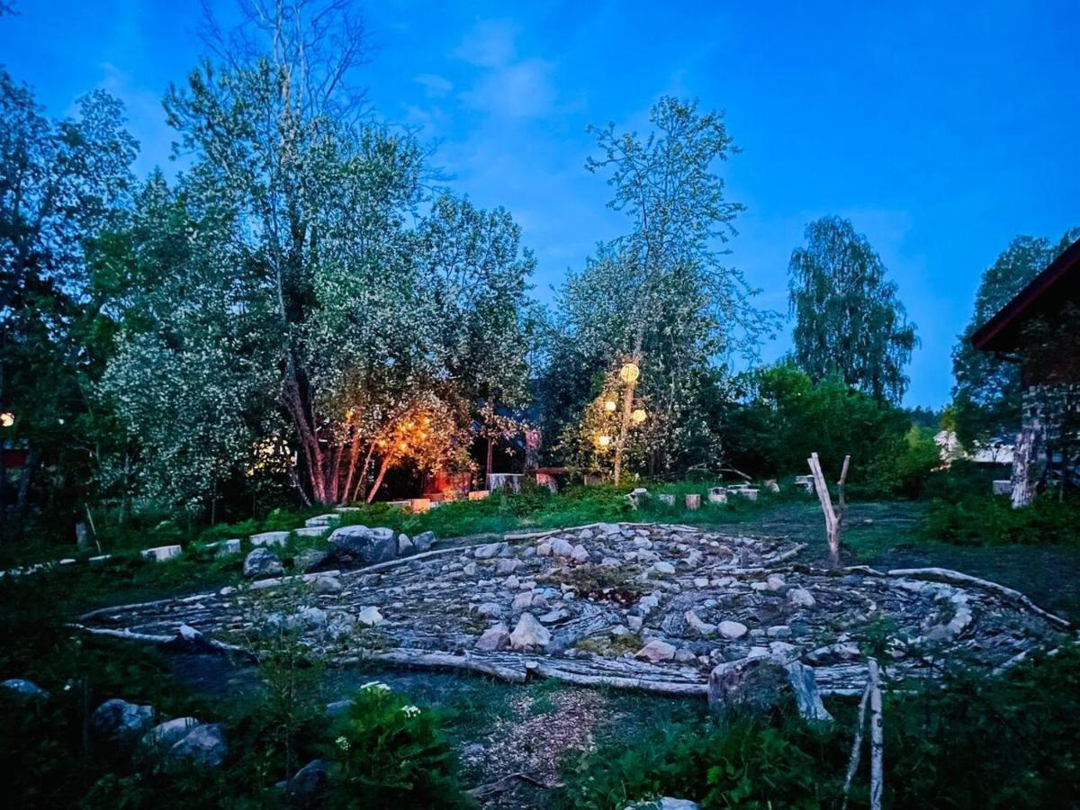 Romantic Spa Villa With Fireplace By The Lake Stjarnsund Buitenkant foto