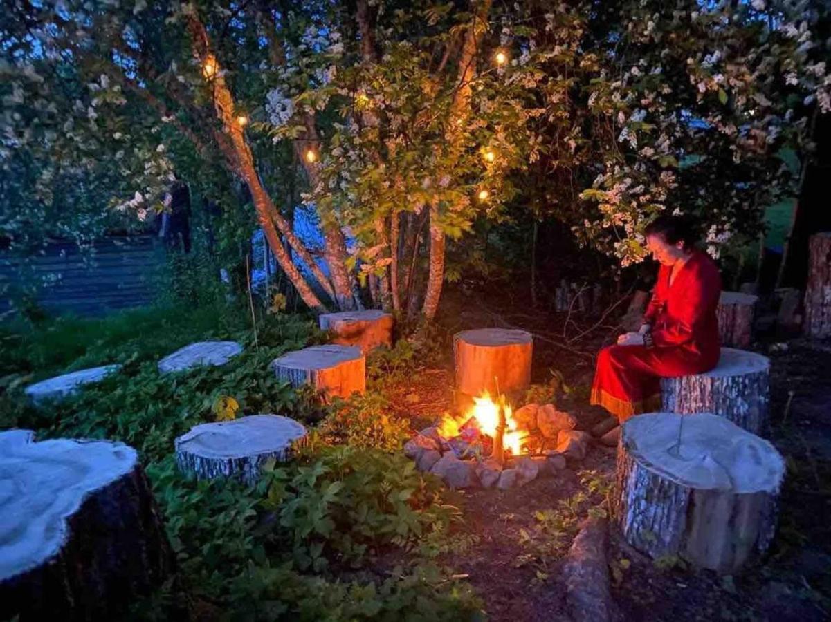 Romantic Spa Villa With Fireplace By The Lake Stjarnsund Buitenkant foto