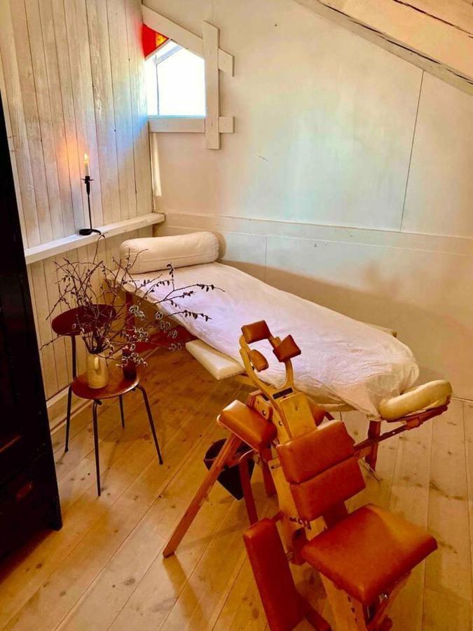 Romantic Spa Villa With Fireplace By The Lake Stjarnsund Buitenkant foto